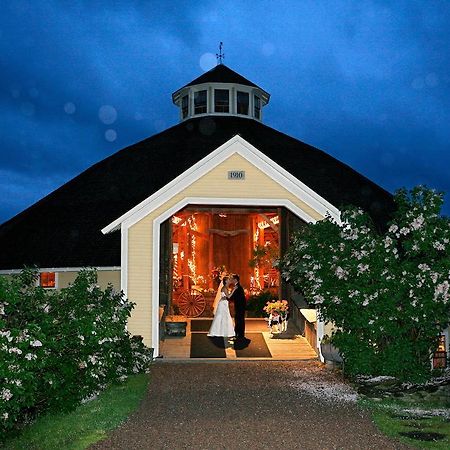 Inn At The Round Barn Farm Waitsfield Exterior photo